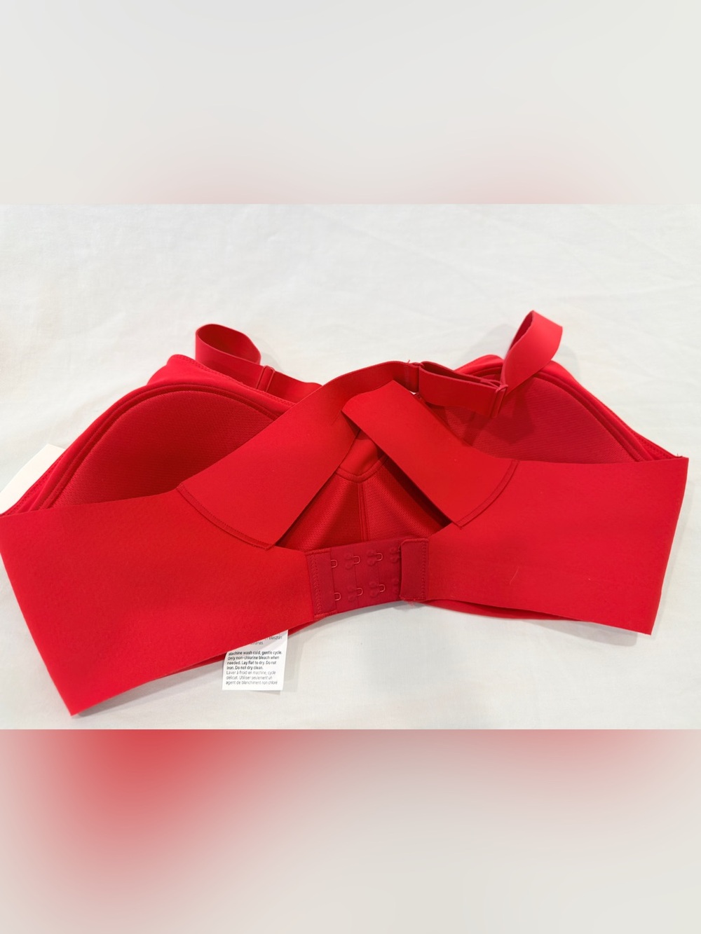 SPANX Flexfeel Sports Bra Red Criss Cross Wireless Seamless Sz M NWT - Picture 4 of 7